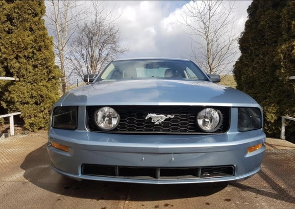 Ford Mustang cena 39600 przebieg: 157700, rok produkcji 2009 z Pajęczno małe 172